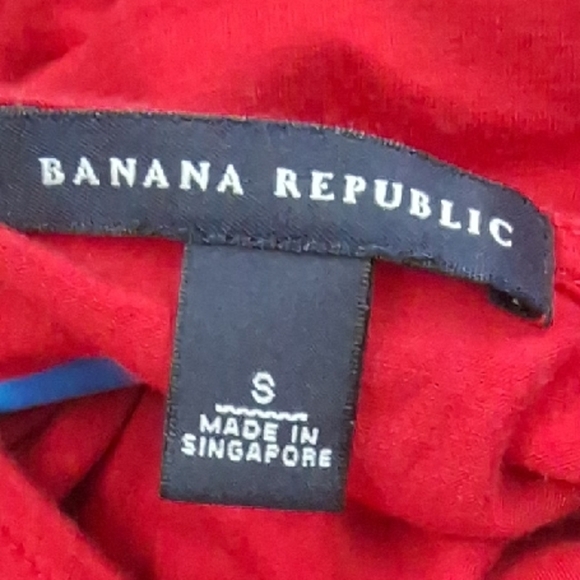 Banana Republic Red Blouse - Picture 2 of 6